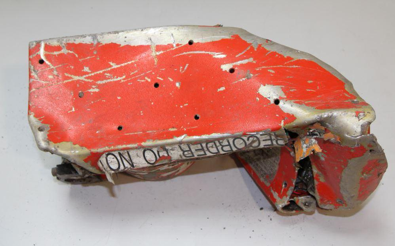 Illustration for article titled La caja negra del avión de Germanwings está dañada, pero es analizable